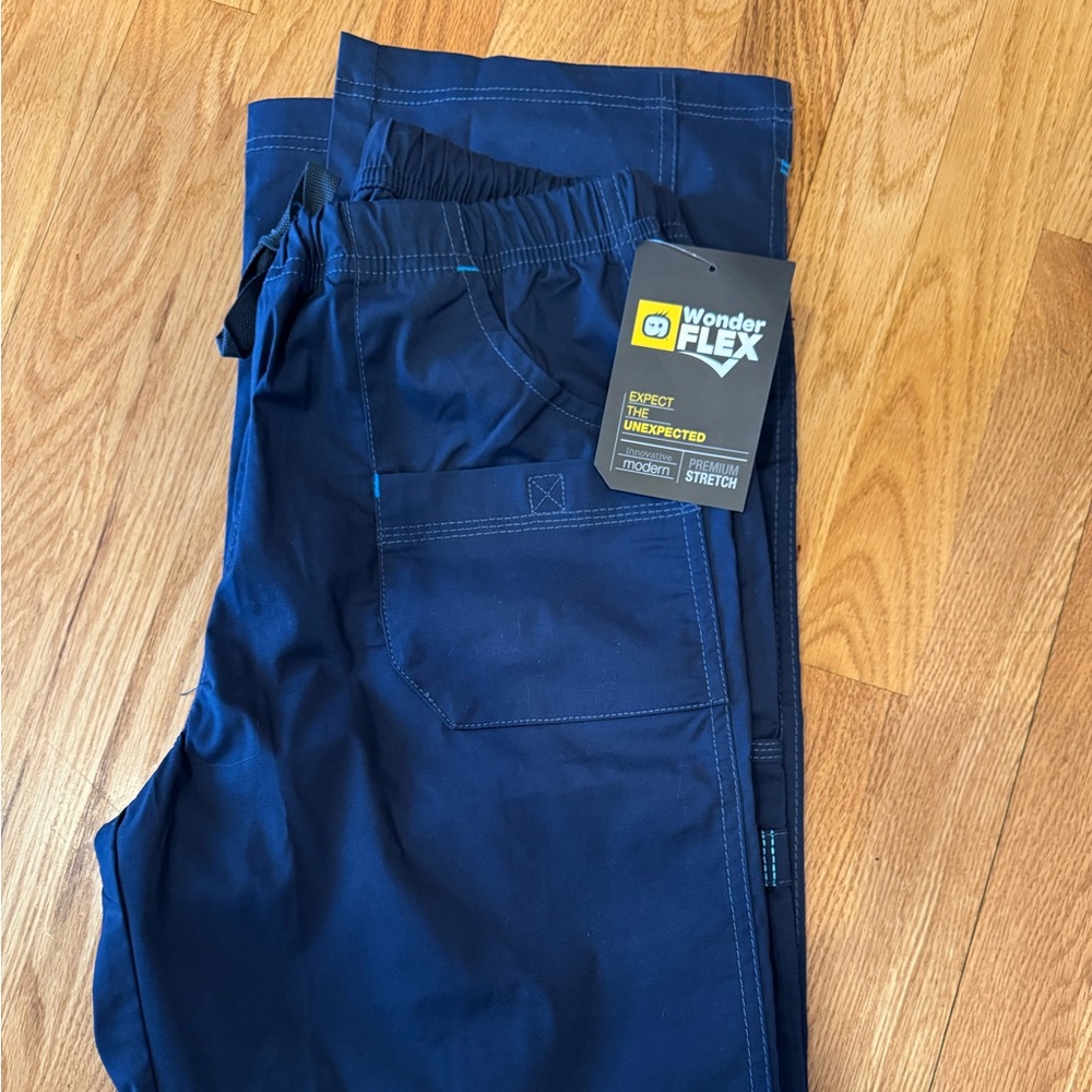 WonderFlex Premium Stretch Navy Scrubs/Pants Medium